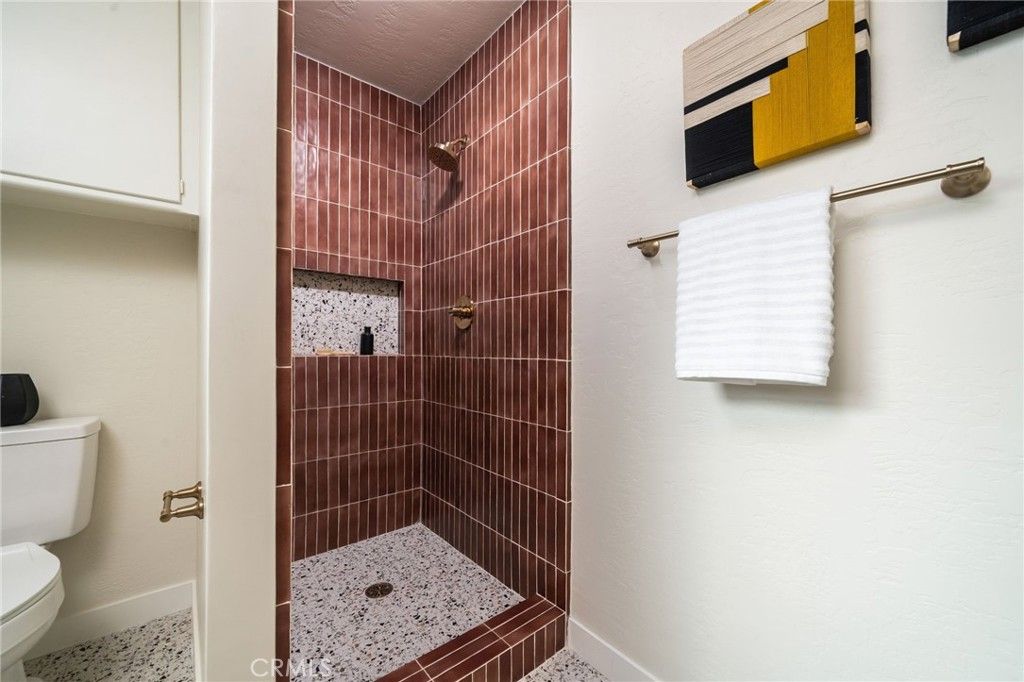 Image 34 of property listing at 1549 N Oaks Court, Ontario, CA 91762