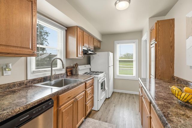 8314 Gordon Drive, Highland, IN 46322