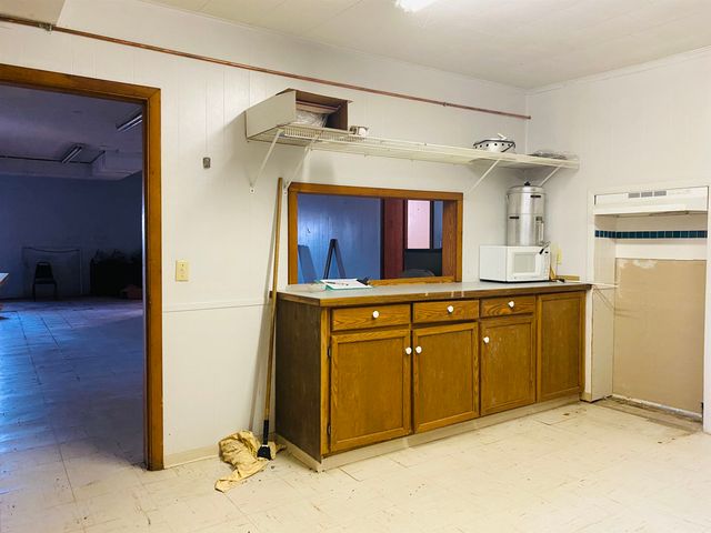 15 W First Street, Calico Rock, AR 72519