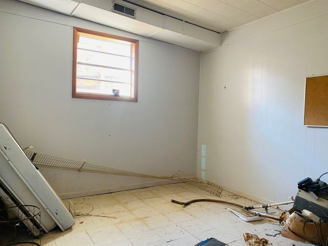 15 W First Street, Calico Rock, AR 72519