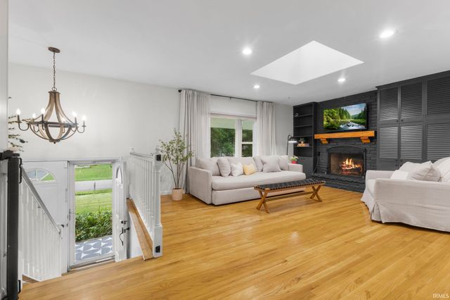 133 N Glenwood Avenue, Bloomington, IN 47408