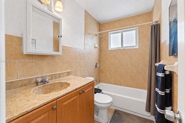 19900 SW 114th Avenue, Miami, FL 33157