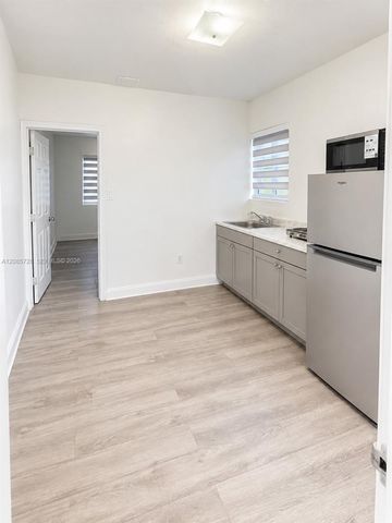 19900 SW 114th Avenue, Miami, FL 33157