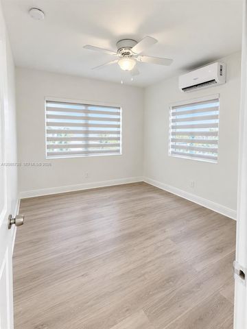 19900 SW 114th Avenue, Miami, FL 33157