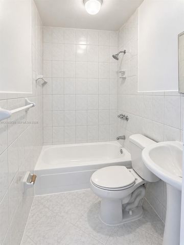 19900 SW 114th Avenue, Miami, FL 33157