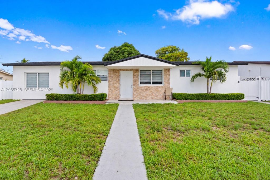 19900 SW 114th Avenue, Miami, FL 33157