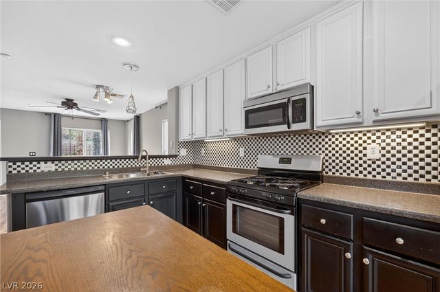 1176 Paradise Desert Avenue, Henderson, NV 89002