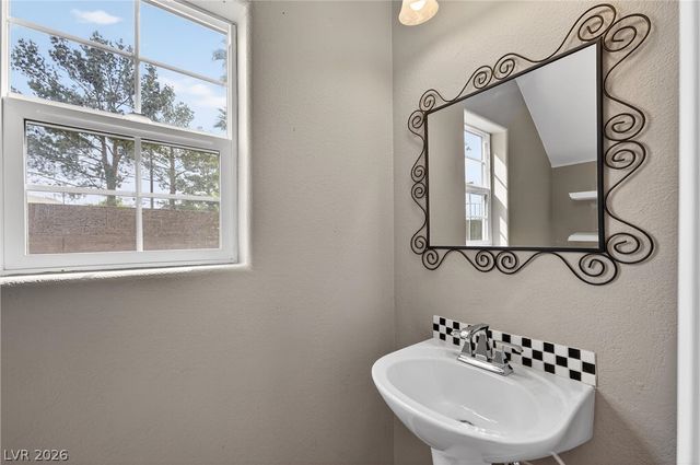 1176 Paradise Desert Avenue, Henderson, NV 89002