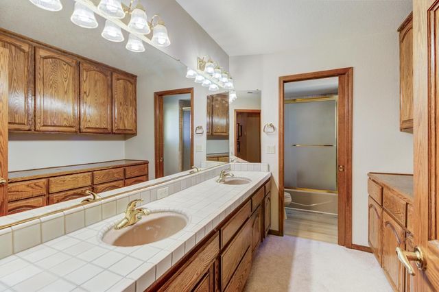 842 Cobble Cove Ln, Sacramento, CA 95831