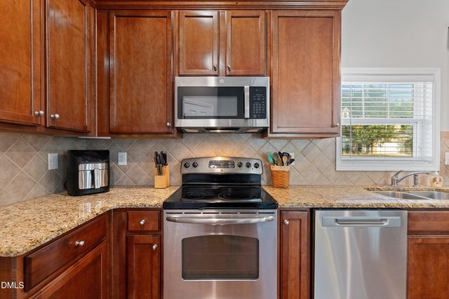 436 Field Glow Lane, Apex, NC 27539