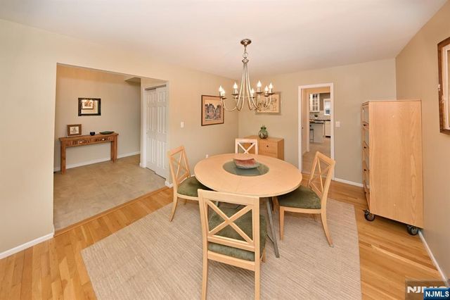 6 Schill Place, Hillsdale, NJ 07642