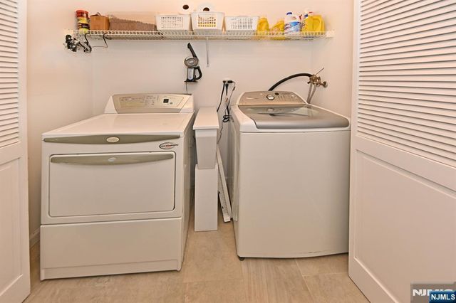 6 Schill Place, Hillsdale, NJ 07642