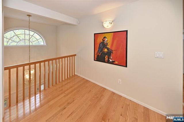 6 Schill Place, Hillsdale, NJ 07642