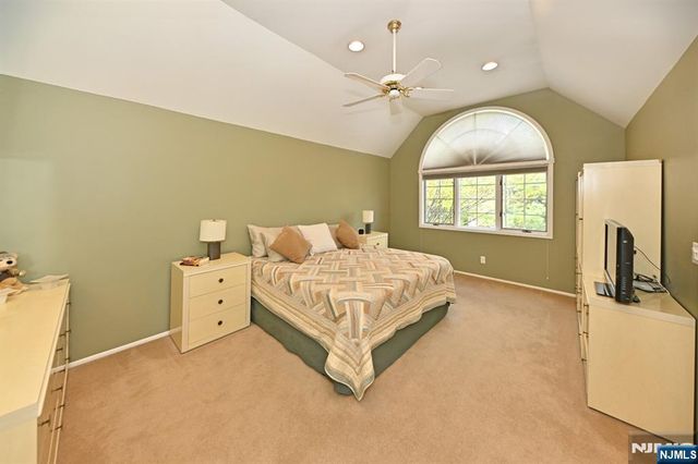 6 Schill Place, Hillsdale, NJ 07642