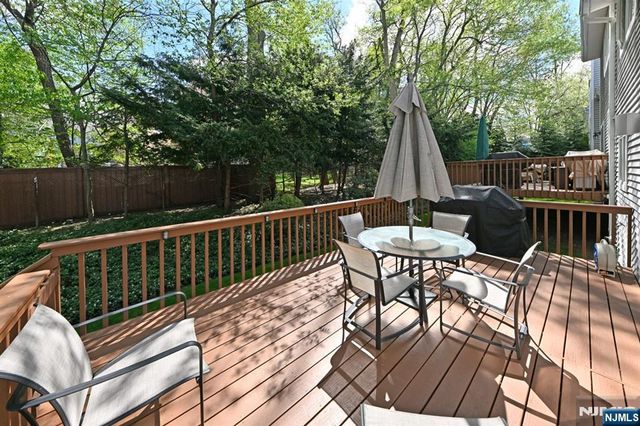 6 Schill Place, Hillsdale, NJ 07642