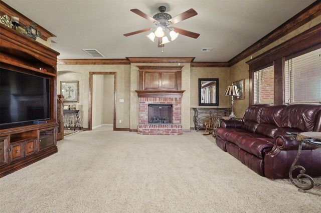 14391 N Sandstone Avenue, Skiatook, OK 74070