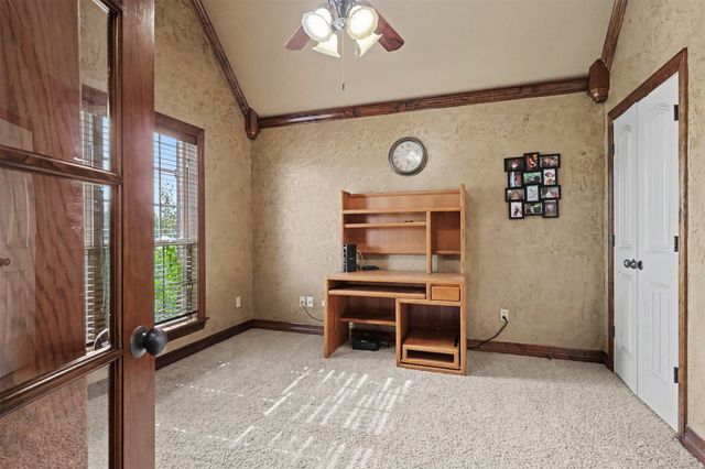 14391 N Sandstone Avenue, Skiatook, OK 74070