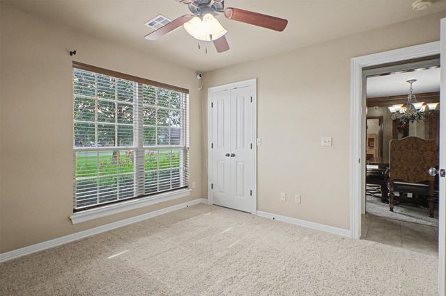 14391 N Sandstone Avenue, Skiatook, OK 74070