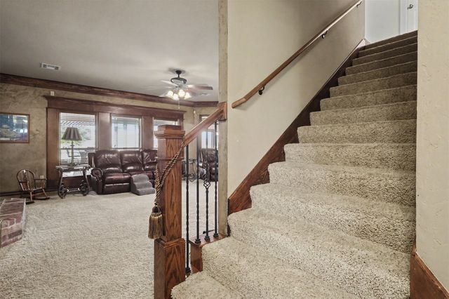 14391 N Sandstone Avenue, Skiatook, OK 74070