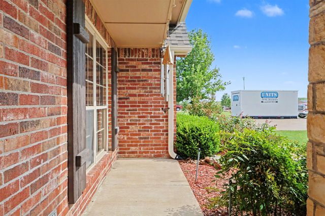 14391 N Sandstone Avenue, Skiatook, OK 74070