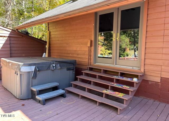 1606 Valley View Drive, Big Stone Gap, VA 24219