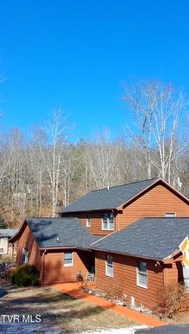 1606 Valley View Drive, Big Stone Gap, VA 24219
