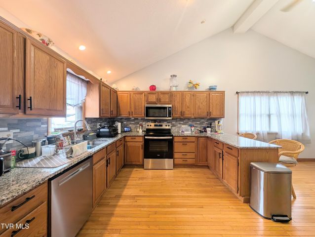 1606 Valley View Drive, Big Stone Gap, VA 24219