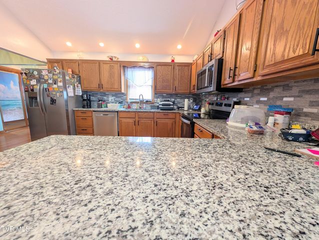 1606 Valley View Drive, Big Stone Gap, VA 24219