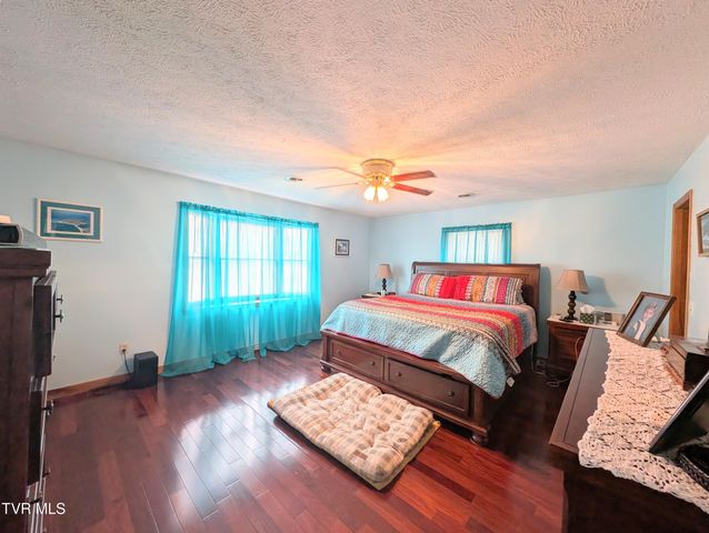 1606 Valley View Drive, Big Stone Gap, VA 24219