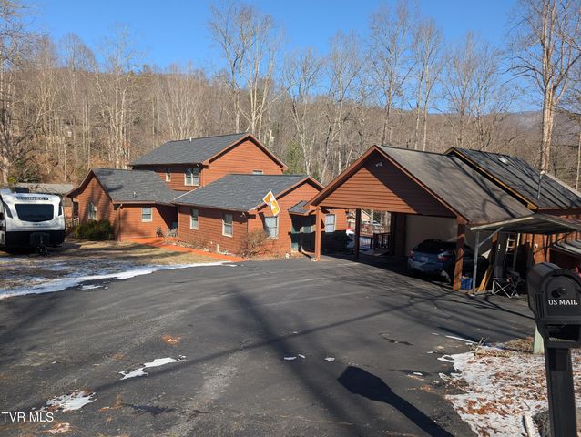 1606 Valley View Drive, Big Stone Gap, VA 24219