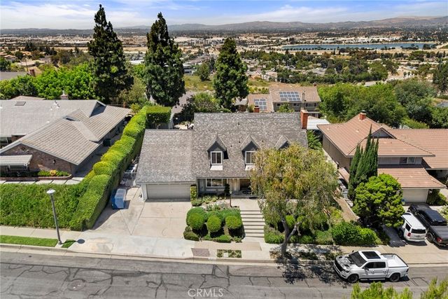 4029 E Country Canyon Rd, Anaheim Hills, CA 92807