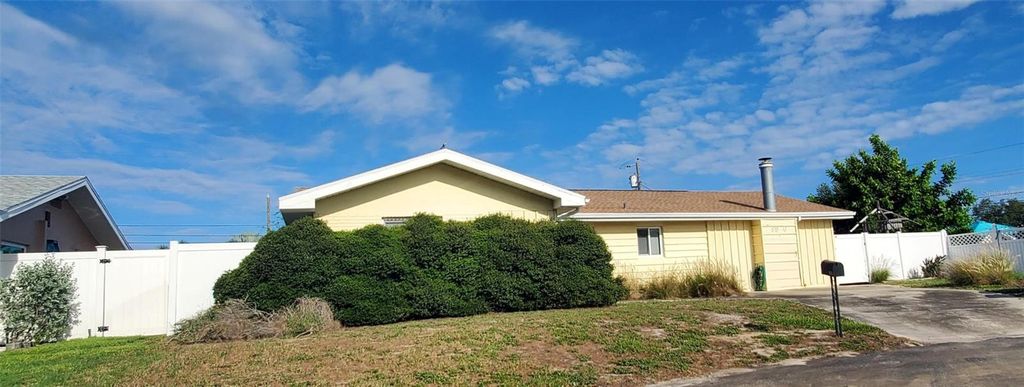 9956 136TH STREET, Seminole, FL 33776