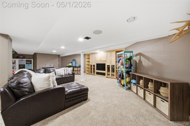 7527 Koby Court, White Lake Charter Township, MI 48383