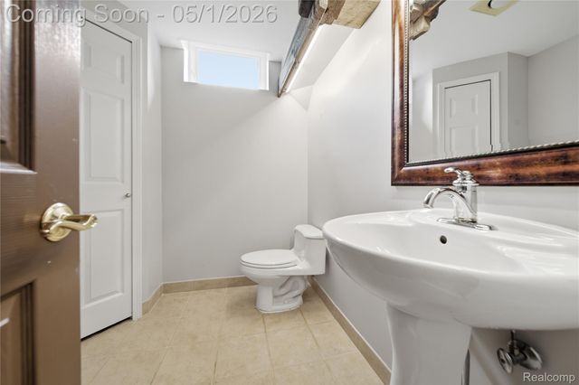 7527 Koby Court, White Lake Charter Township, MI 48383