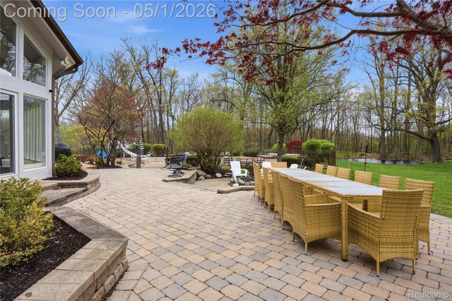 7527 Koby Court, White Lake Charter Township, MI 48383