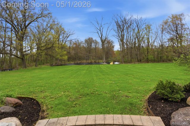 7527 Koby Court, White Lake Charter Township, MI 48383