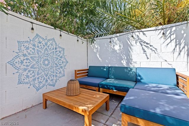 3748 White Lion Lane, North Las Vegas, NV 89084