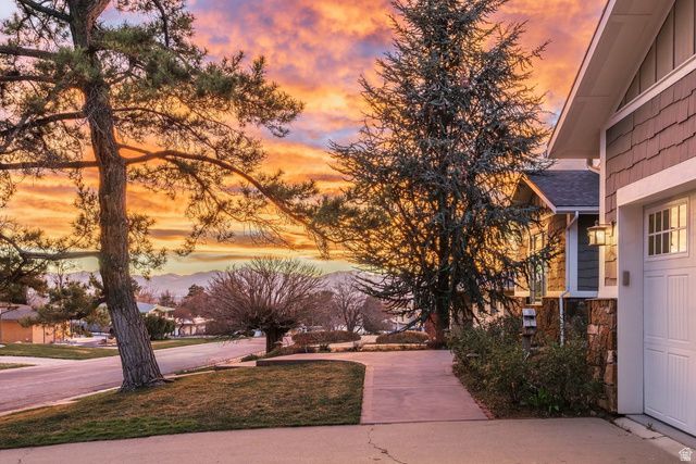 2865 E MELONY DR, Salt Lake City, UT 84124