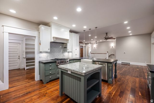 2865 E MELONY DR, Salt Lake City, UT 84124