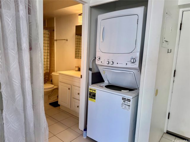 475 Atkinson Drive 1102, Honolulu, HI 96814