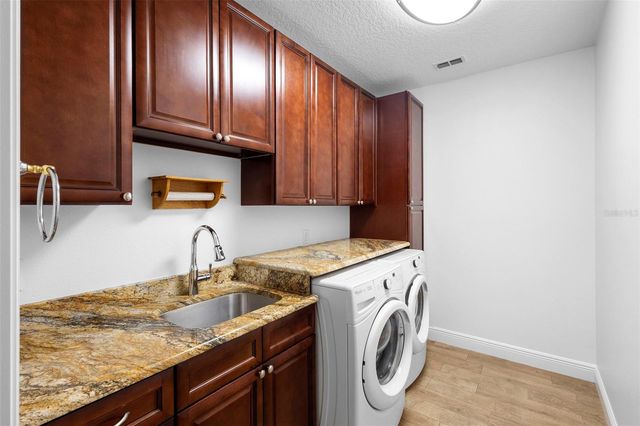 73 SANCTUARY AVENUE, Debary, FL 32713