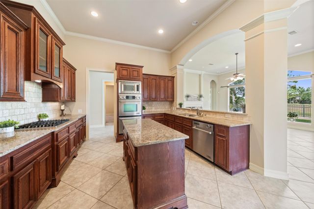 12515 Stoney Creek Drive, Pearland, TX 77584