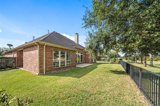 12515 Stoney Creek Drive, Pearland, TX 77584