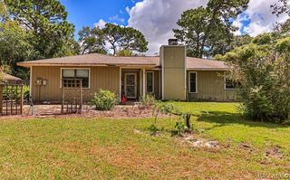 1595 N DUNKENFIELD Avenue, Crystal River, FL 34429