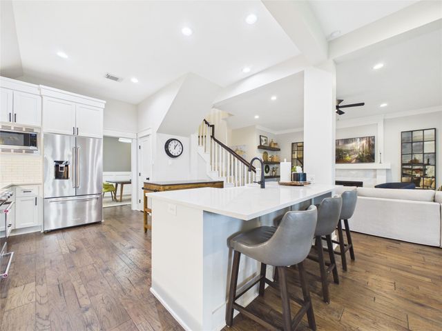 2909 Autumn Cove Court, Friendswood, TX 77546