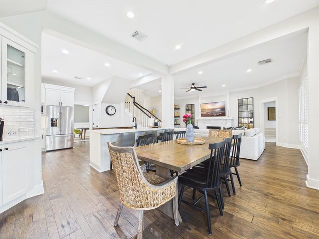 2909 Autumn Cove Court, Friendswood, TX 77546