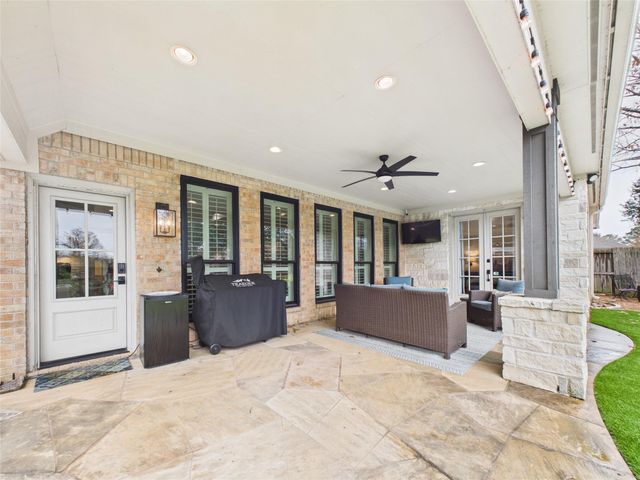 2909 Autumn Cove Court, Friendswood, TX 77546