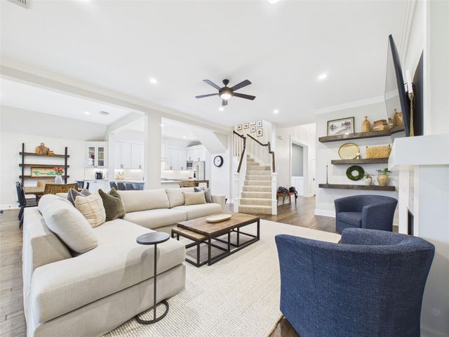 2909 Autumn Cove Court, Friendswood, TX 77546