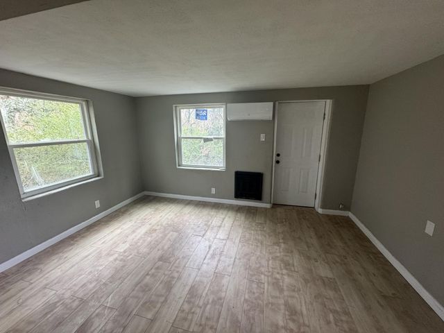 4 Battery Drive, Rossville, GA 30741