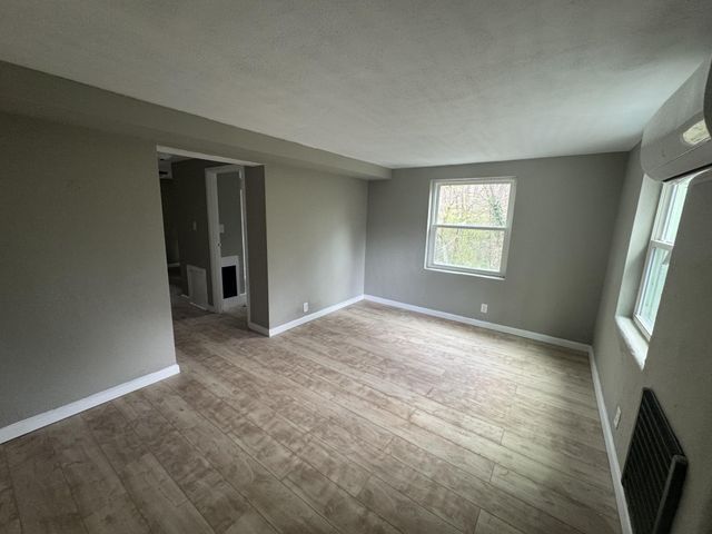4 Battery Drive, Rossville, GA 30741